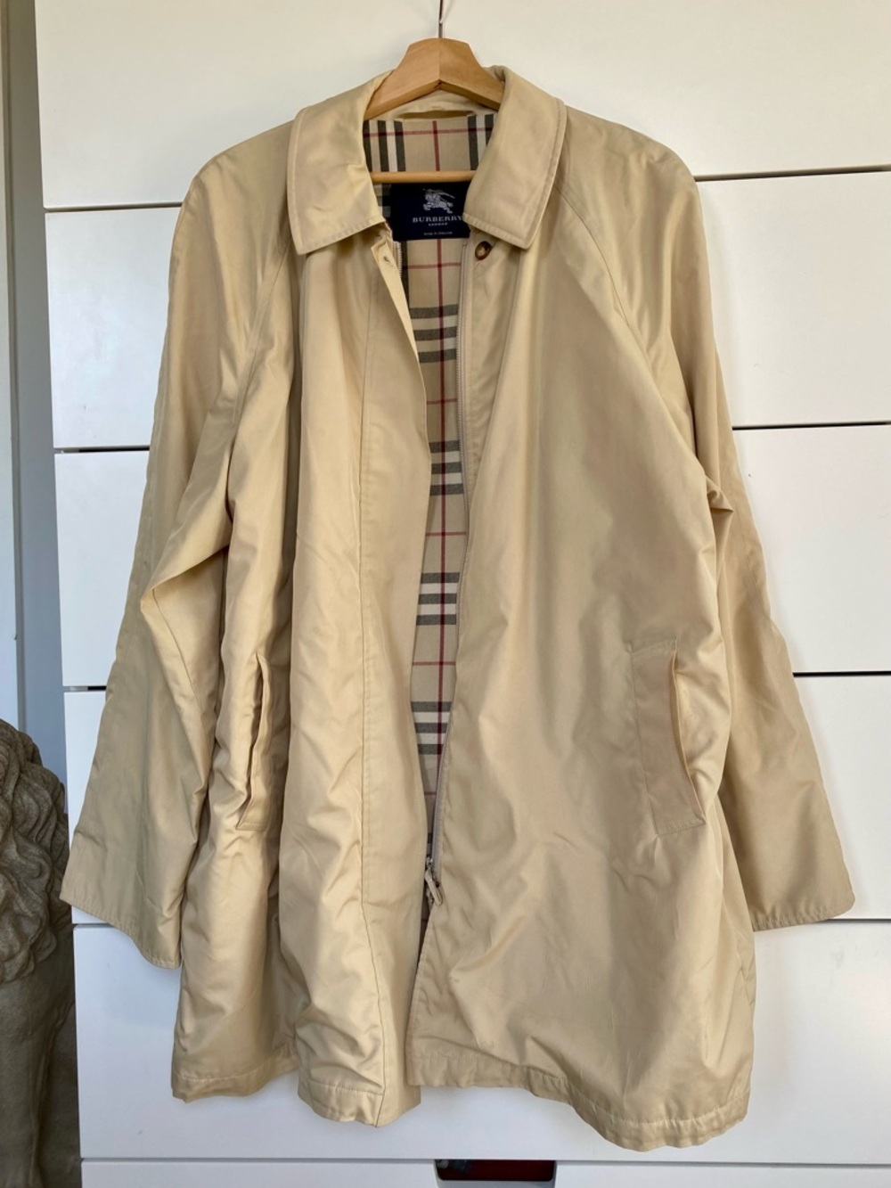 Burberry London Woman’s Classic Beige Trench Coat